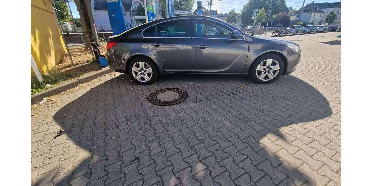 Opel Insignia 103.662 km 6.500 &euro; Frankfurt am Main, Stadt 60433