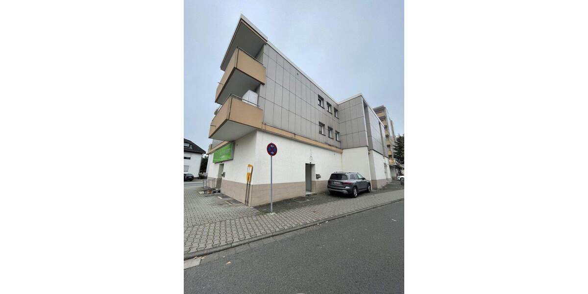 Ladenlokal im Erdgeschoss mit großer Schaufensterfront in Dietzenbach zimmer