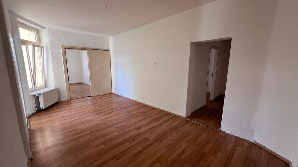 Etagenwohnung Hanau Lamboy - 5 Zimmer, 100 m&sup2;, 1.250&euro; | Angebot:26550520