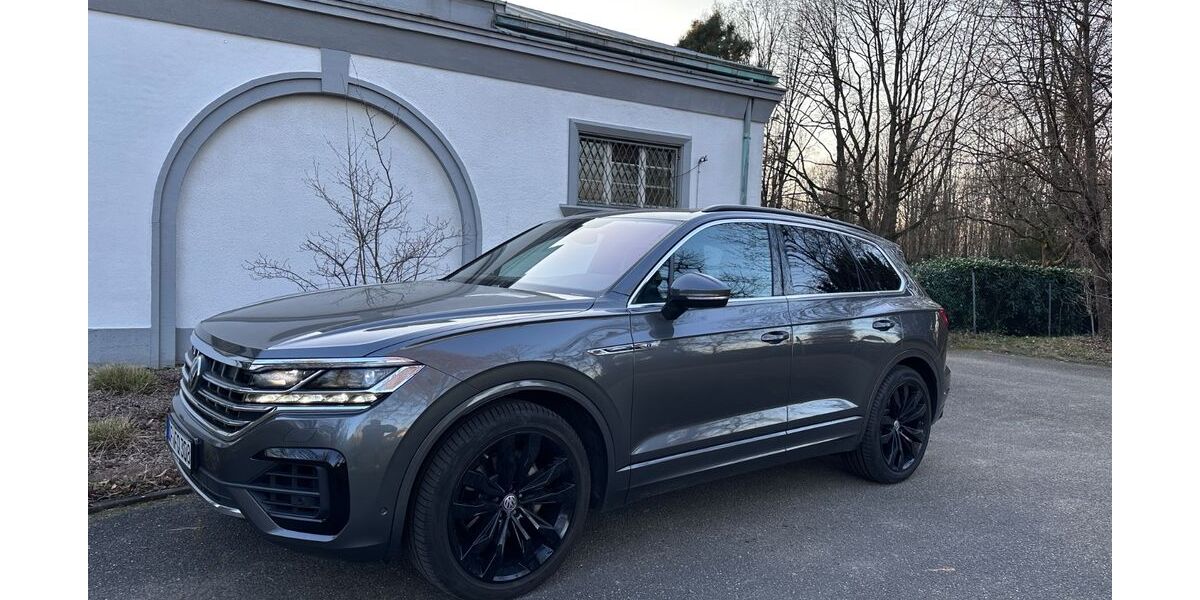 VW Touareg 122.500 km 40.000 &euro; dreieich 63303