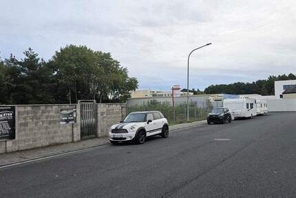 Gewerbegrundstück in hervorragender Lage zimmer