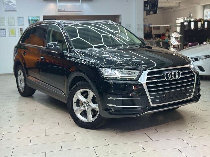 Q7