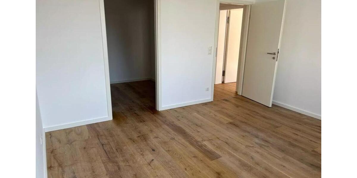 Hochparterre Bad Homburg vor der Höhe Gonzenheim - 5 Zimmer, 175 m&sup2;, 1.990&euro; | Angebot:25380898