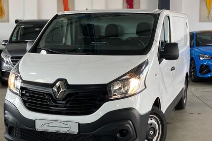 Renault Trafic 151.614 km 11.790 € Frankfurt 60386