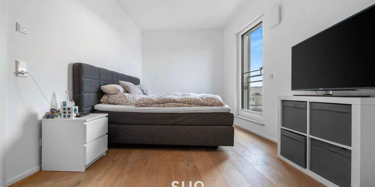 EXKLUSIVES FAMILIENWOHNEN am RIEDBERG WESTFLÜGEL - Garten, viel Platz, viel Licht, viel Stil 6 zimmer