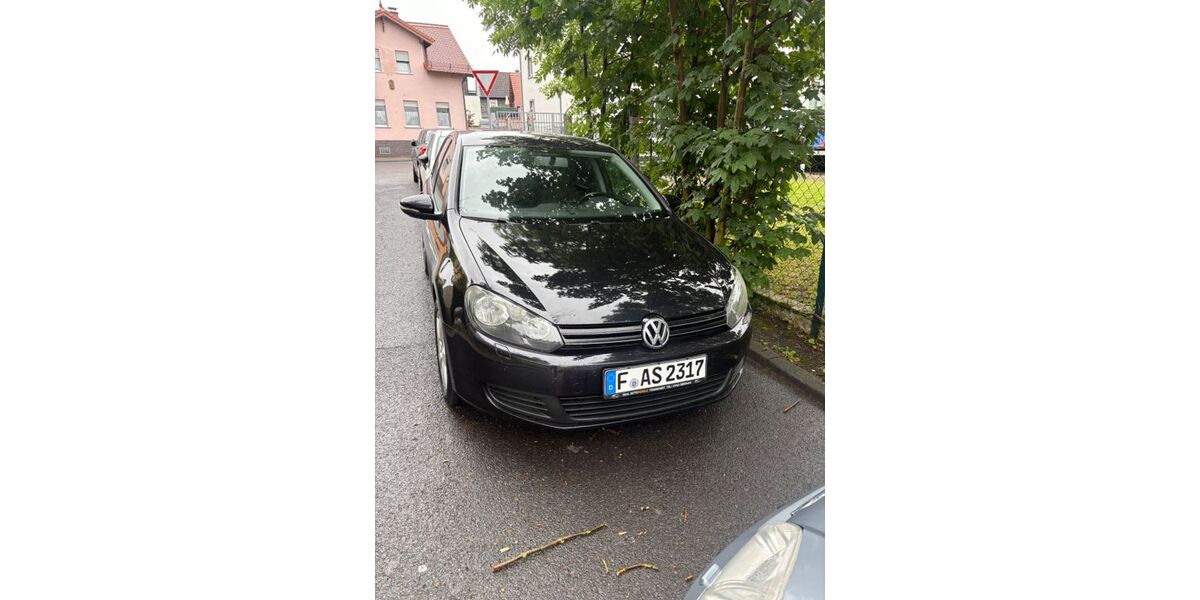 VW Golf 136.000 km 10.399 &euro; Frankfurt am Main 60435