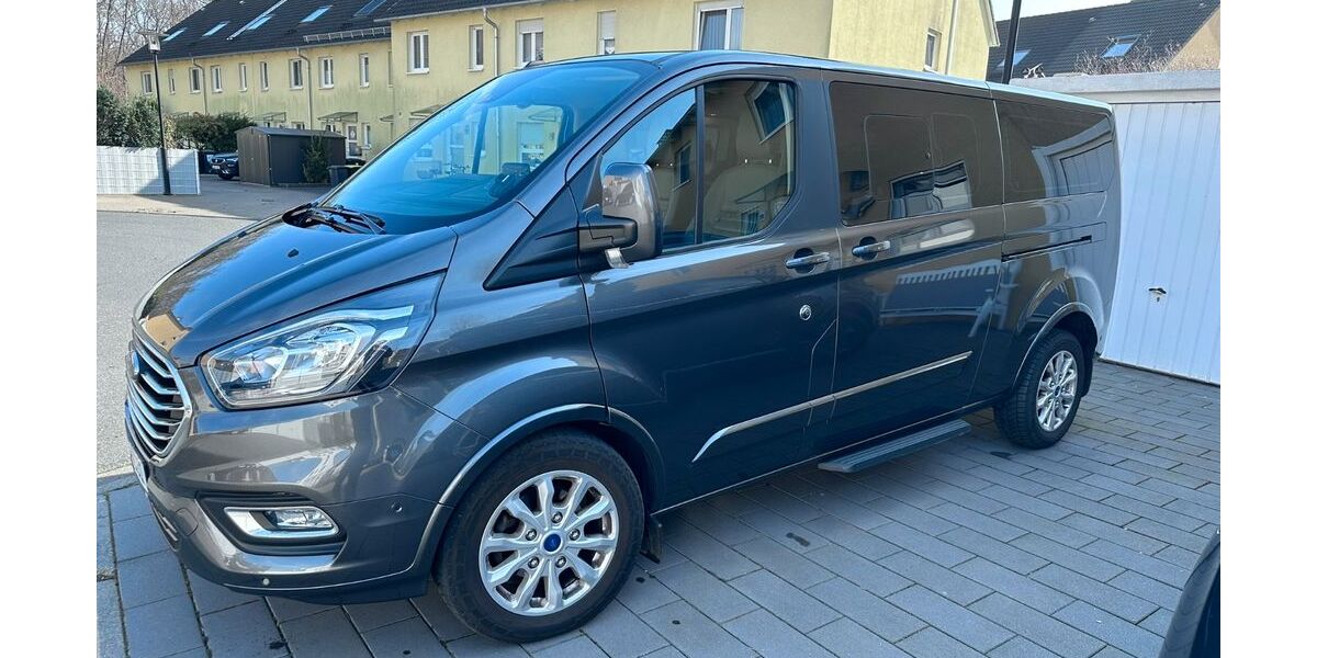 Ford Tourneo Custom 106.000 km 28.000 &euro; Frankfurt 65934
