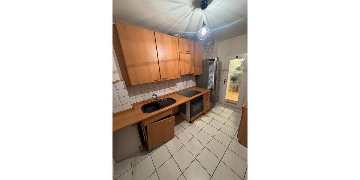 Erdgeschoßwohnung Frankfurt am Main Ost - 4 Zimmer, 90 m&sup2;, 1.300&euro; | Angebot:26454166