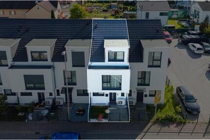 -Provisionsfrei- Schönes 6-Zimmer-Reihenhaus in Hattersheim 6 zimmer