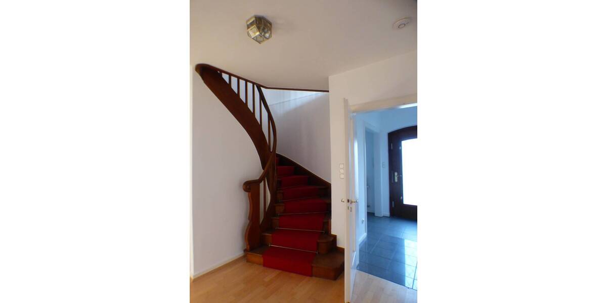 Einfamilienhaus Bad Homburg Gonzenheim - 5 Zimmer, 195 m&sup2;, 2.150.000&euro; | Angebot:26306308