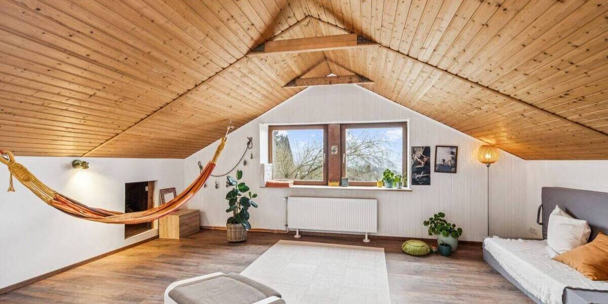 Einfamilienhaus Eppstein Vockenhausen - 8 Zimmer, 250 m&sup2;, 749.000&euro; | Angebot:26094118