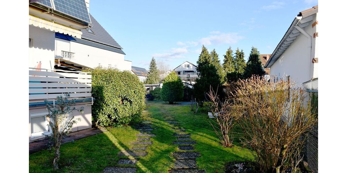 Freistehendes Zweifamilienhaus auf ca. 1.000 m² weiter bebaubarem Grundstück in Weiterstadt - Zweifamilienhaus Weiterstadt Weiterstadt | Angebot:24951017