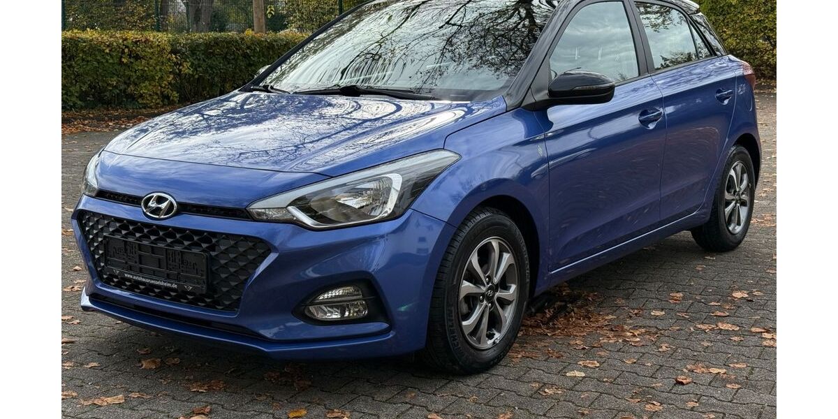 Hyundai i20 28.000 km 10.999 &euro; Rüsselsheim 65428