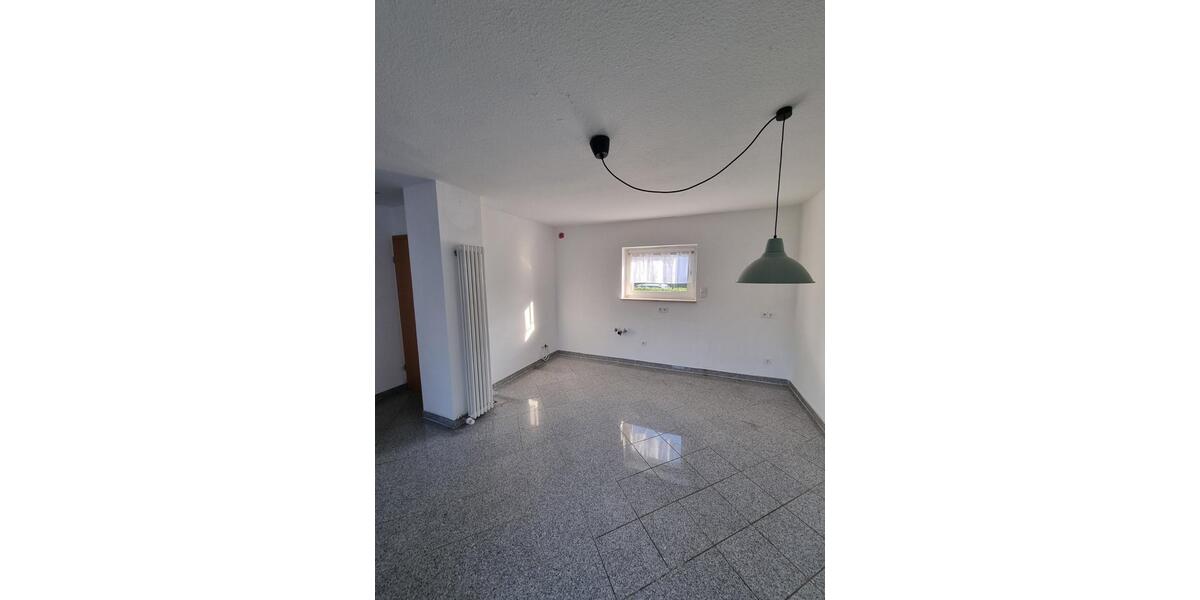 Reihenhaus Frankfurt am Main Eschersheim - 3 Zimmer, 59 m&sup2;, 1.050&euro; | Angebot:24940616