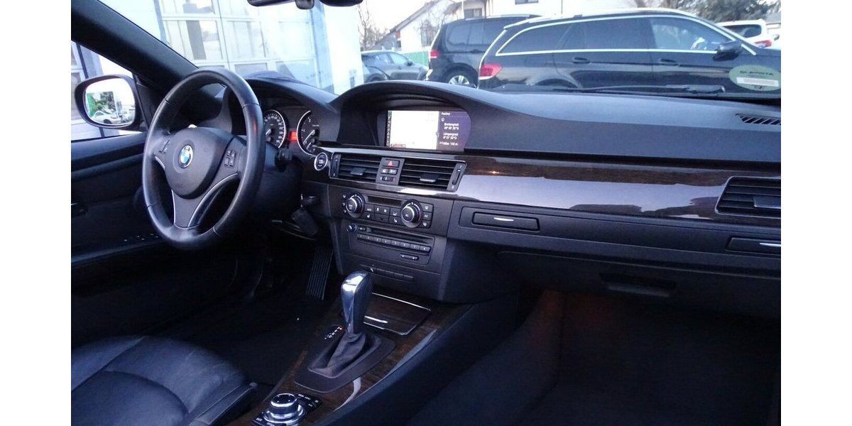 Jeep Commander 3.0 V6 CRD Limited 118.000 km 14.890 &euro; Rodgau 63110