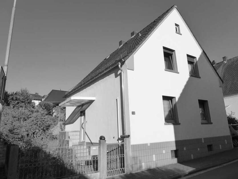 Haus zum Kaufen in Nidderau 350.000 € 120 m²