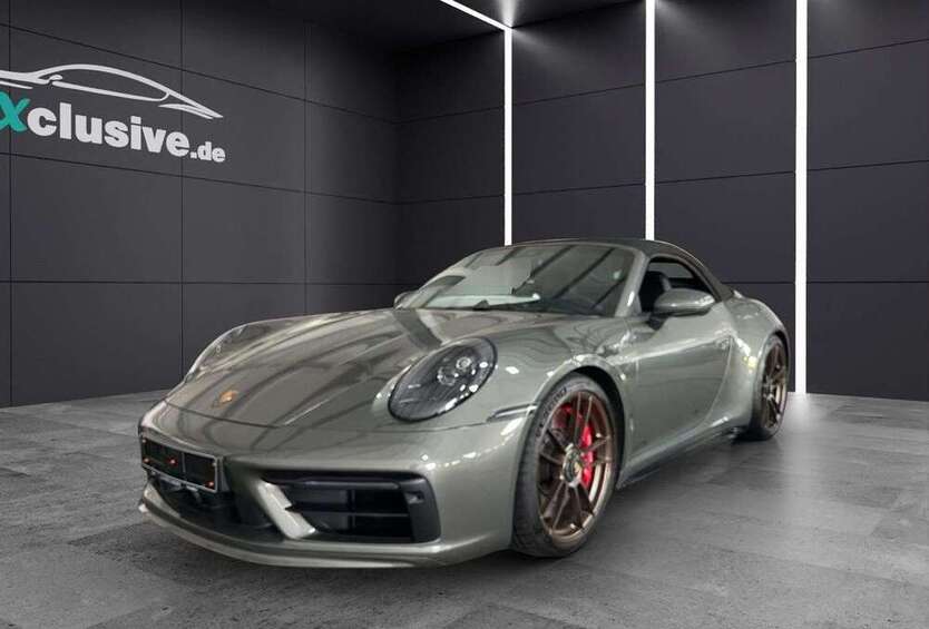 992