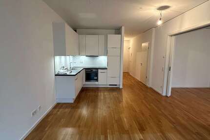 Wohnung zum Mieten in Frankfurt am Main 1.420 € 70.9 m² 2 zimmer