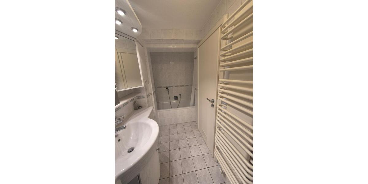 Etagenwohnung Dreieich - 3 Zimmer, 90 m&sup2;, 1.430&euro; | Angebot:26661980