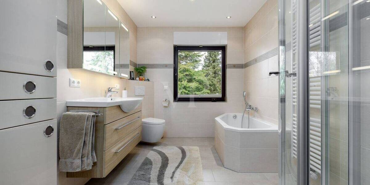 Einfamilienhaus Kelkheim (Taunus) / Fischbach Fischbach - 8 Zimmer, 260 m&sup2;, 875.000&euro; | Angebot:26205486