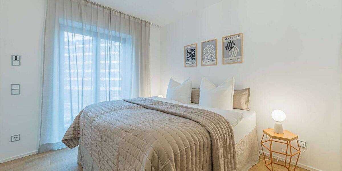 Etagenwohnung Frankfurt am Main Innenstadt - 2 Zimmer, 63 m&sup2;, 2.600&euro; | Angebot:26388792