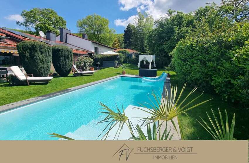 Haus zum Kaufen in Glashütten 890.000 € 302 m²