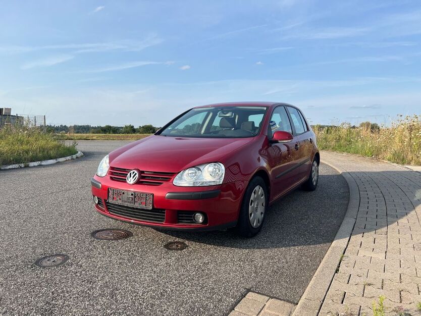 VW Golf 157.884 km 3.799 € Limeshain 63694