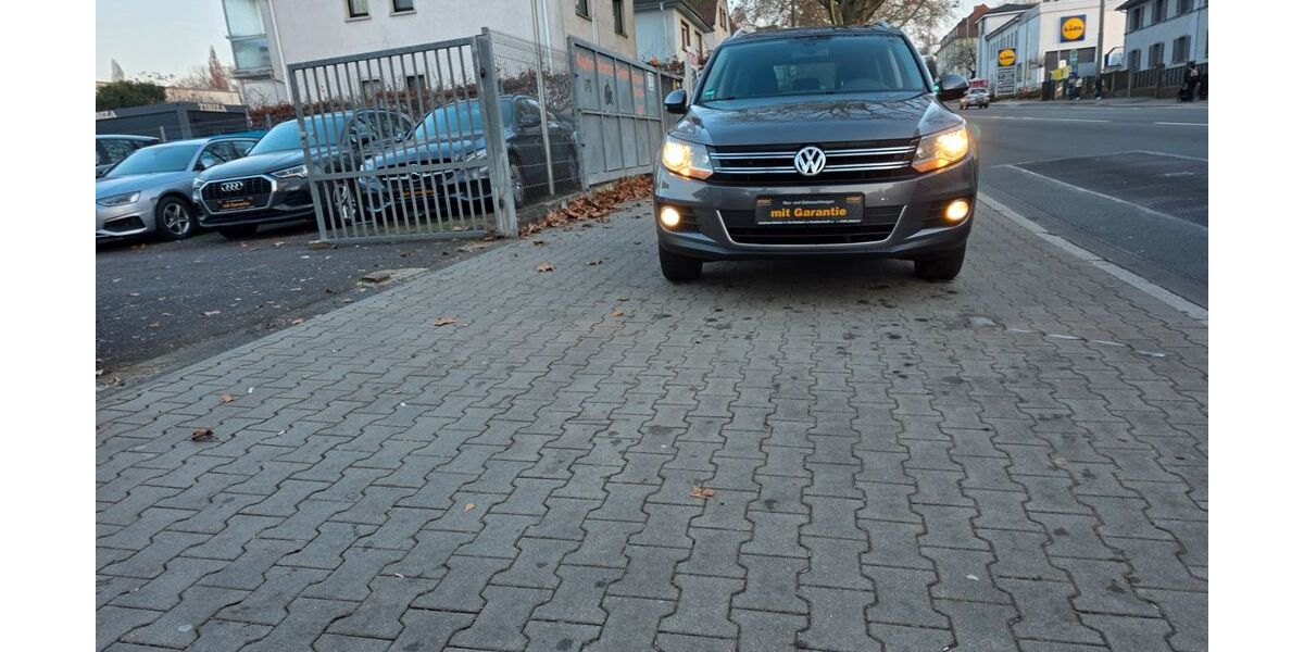 VW Tiguan 177.000 km 9.300 &euro; Offenbach 63071