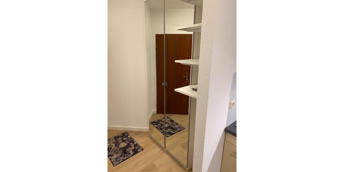 Exklusives Appartement mit Balkon und Einbauküche in der Mainaue 1 zimmer