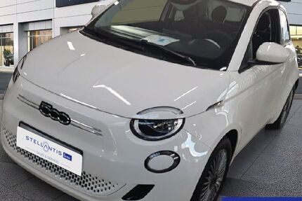 Fiat 500e 9.990 km 18.780 &euro; Frankfurt 60314