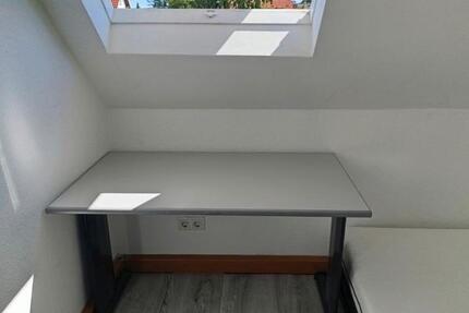 Frauen-WG Frisch Renoviertes Gemütliches Möbliertes Zimmer 1 zimmer