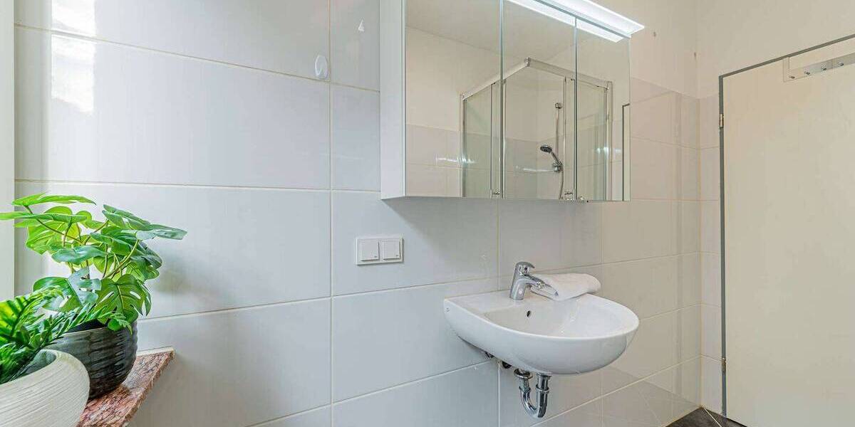 Etagenwohnung Frankfurt am Main Nordend-West - 2 Zimmer, 38 m&sup2;, 1.440&euro; | Angebot:26683315