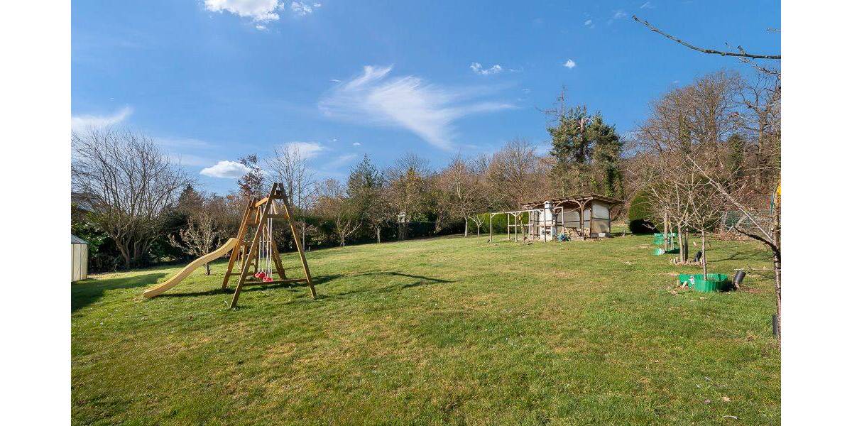 Einfamilienhaus Rosbach vor der Höhe Ober-Rosbach - 6 Zimmer, 255 m&sup2;, 1.190.000&euro; | Angebot:26128493