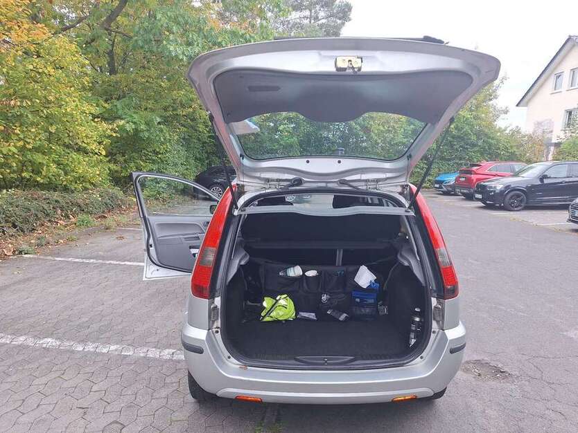 Ford Fusion 146.500 km 1.300 € Oberursel (Taunus) 61440