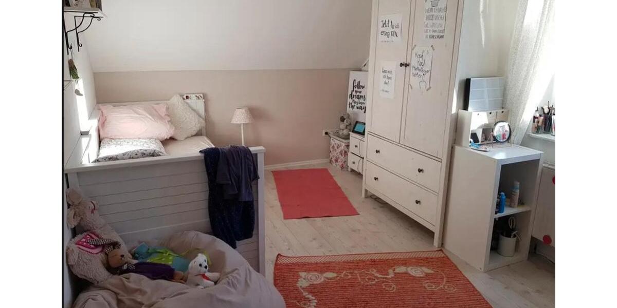 Doppelhaushälfte Gründau - 6 Zimmer, 142 m&sup2;, 460.000&euro; | Angebot:26317042