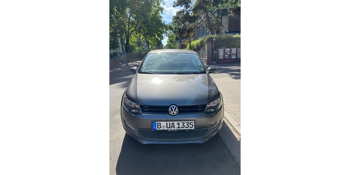 VW Polo 111.300 km 6.950 &euro; Frankfurt 60385