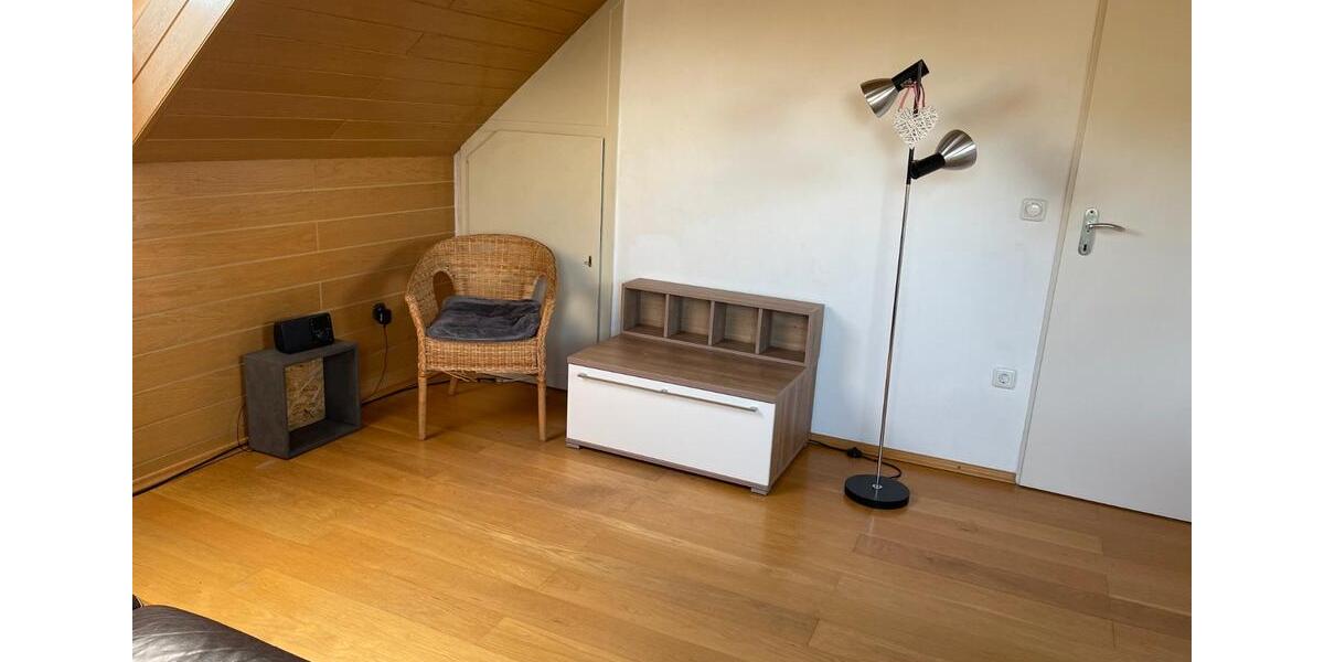 Doppelhaushälfte Hattersheim am Main - 5 Zimmer, 121 m&sup2;, 2.250&euro; | Angebot:26267906