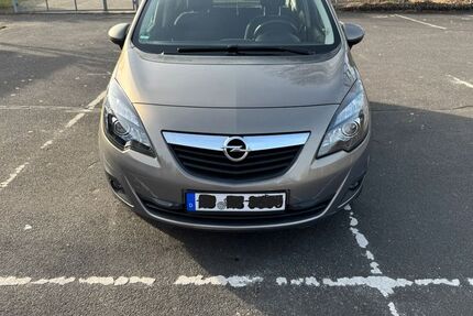 Opel Meriva 124.376 km 5.900 &euro; Karlstein am Main 63791
