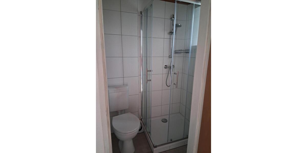 Dachgeschoßwohnung Alzenau - 2 Zimmer, 40 m&sup2;, 400&euro; | Angebot:26326267