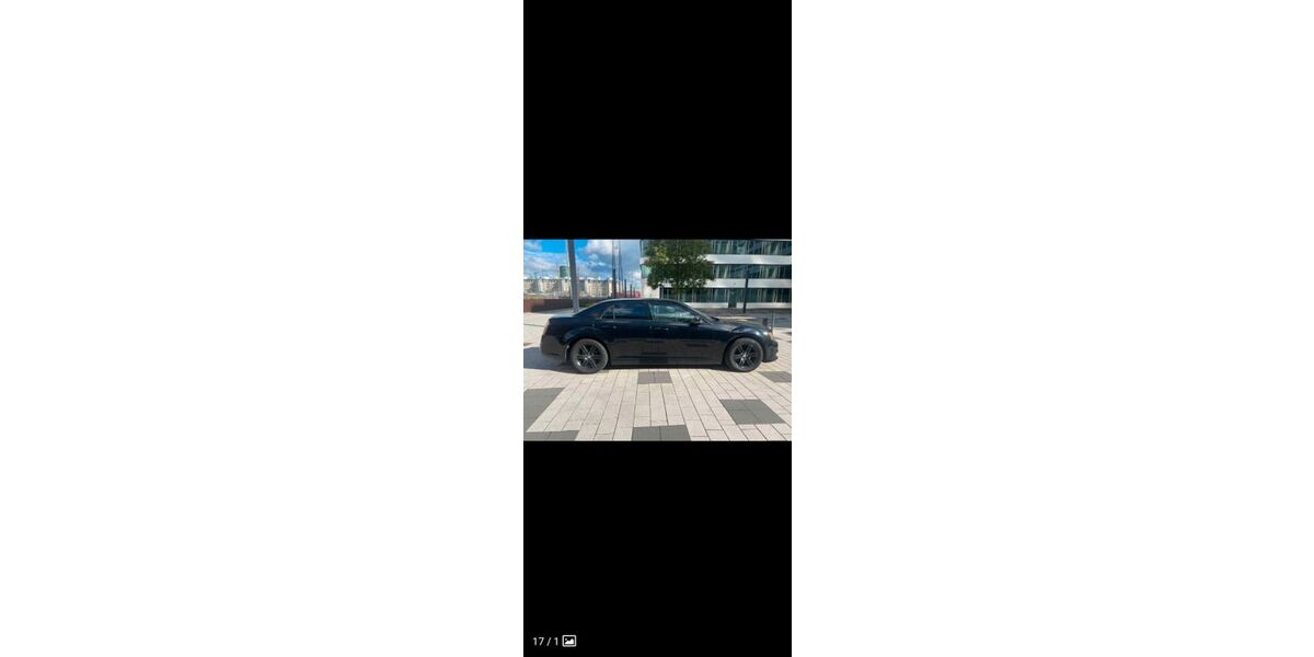 Chrysler 300C 192.500 km 10.999 &euro; Frankfurt 60327