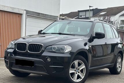 BMW X5 220.000 km 9.350 € Karben 61184
