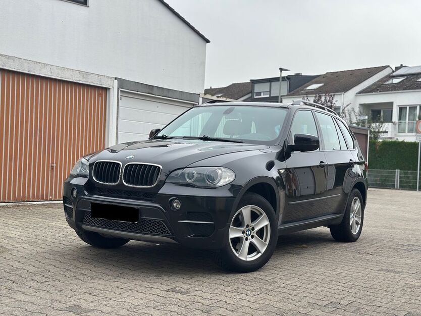 BMW X5 220.000 km 9.350 € Karben 61184