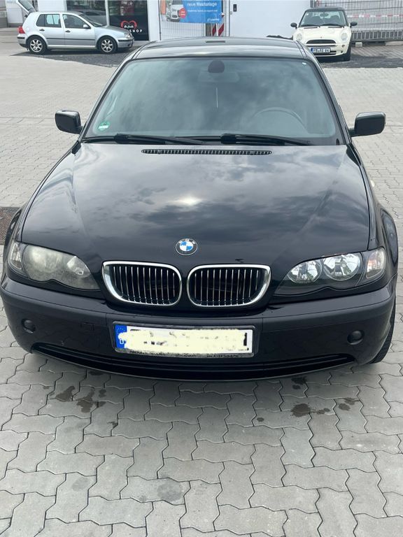 318