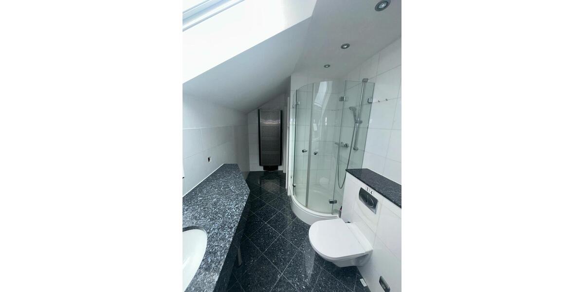 Etagenwohnung Egelsbach - 2 Zimmer, 90 m&sup2;, 1.300&euro; | Angebot:26148389