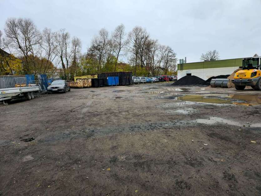 Halle in Büdingen 1.500 € 0.1 m²