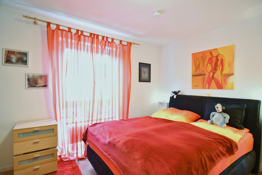 Schöne Wohnung mit 1a Infrastruktur + 2 TG Plätze 3 zimmer