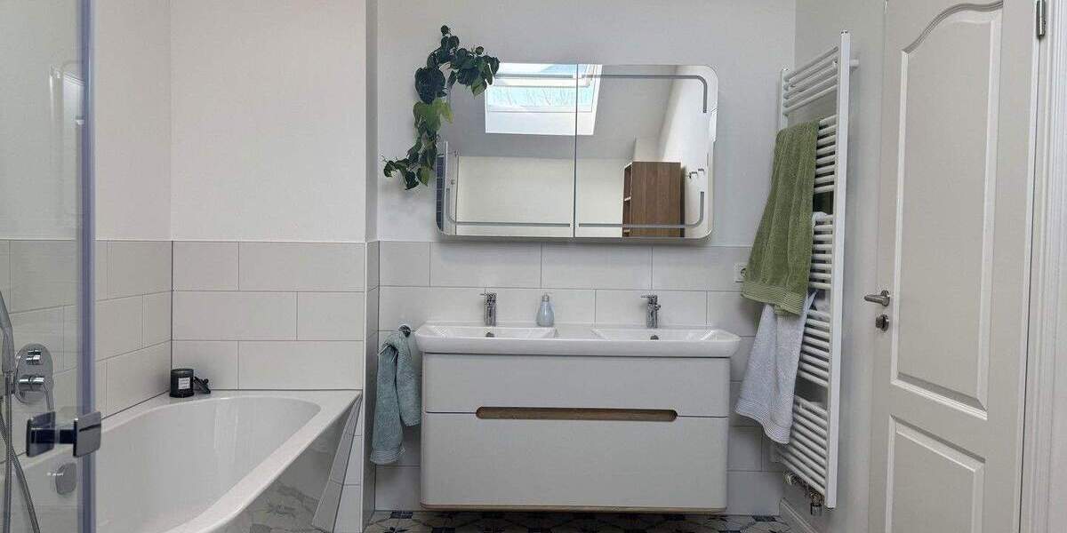 Reserviert-Einzigartiges, freistehendes Stadthaus mit Geschichte - stilvoll saniert 5 zimmer