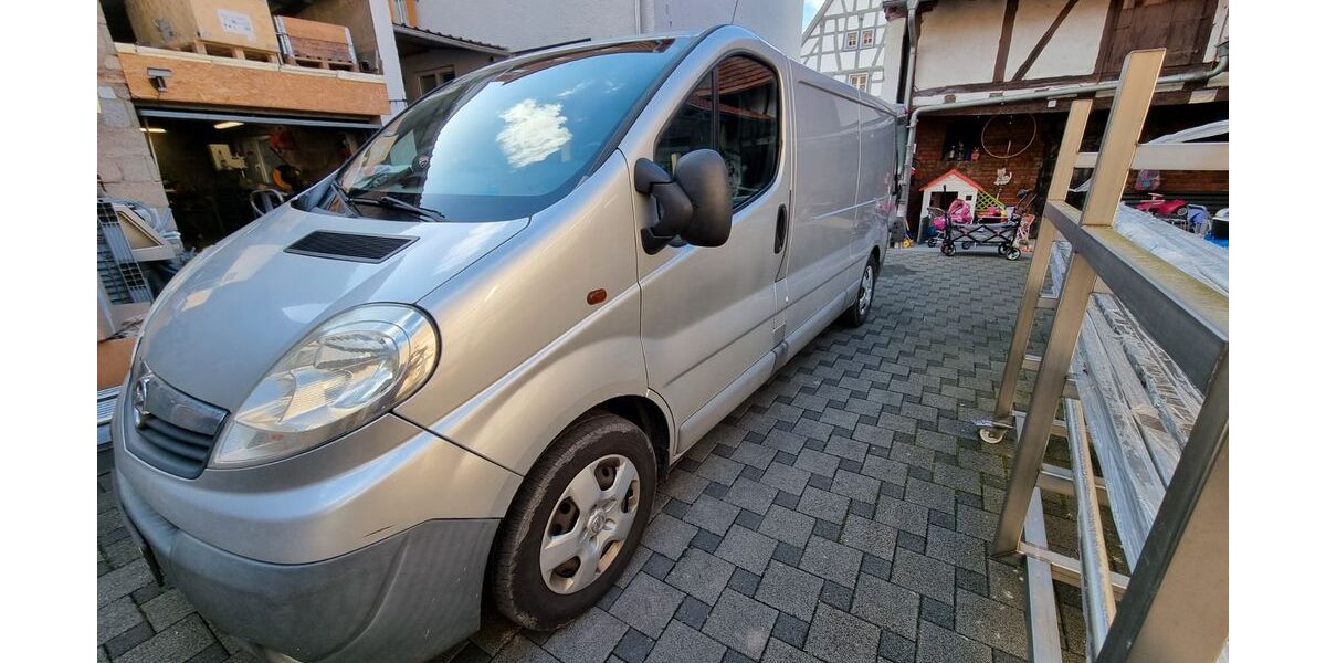 Opel Vivaro 200.000 km 9.500 &euro; Schaafheim 64850