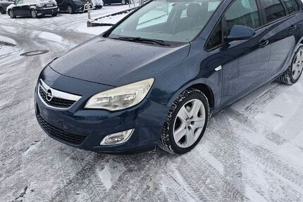 Opel Astra 232.000 km 2.700 &euro; Frankfurt Höchst 65929