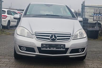 Mercedes-Benz A 180 193.000 km 3.499 &euro; Dietzenbach 63128